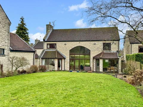 View Full Details for Saxton, Church Court, Tadcaster, LS24
