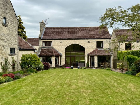 View Full Details for Saxton, Church Court, Tadcaster, LS24