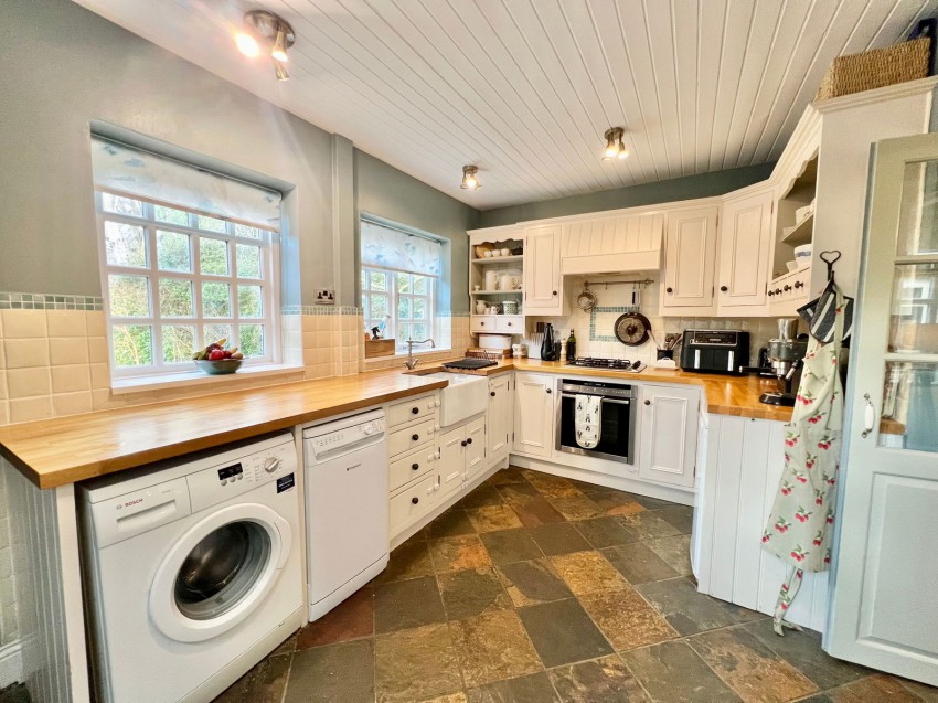 Images for Boston Spa, Grove Road, LS23