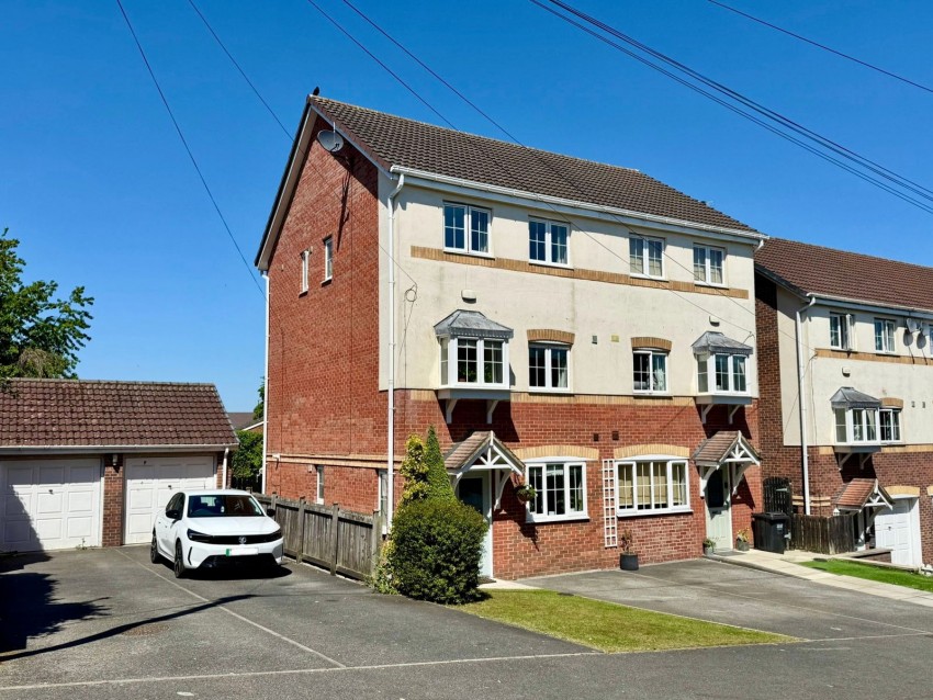 Images for Tower Crescent, Tadcaster, LS24 9JP