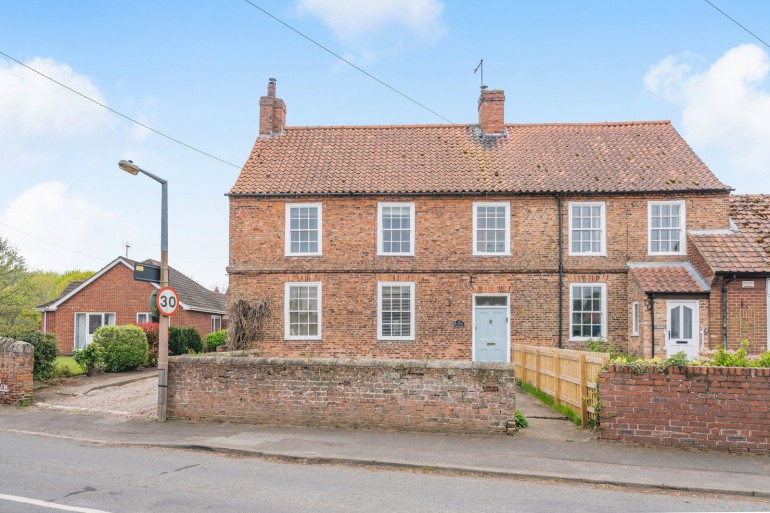 Long Marston, Angram Road, YO26