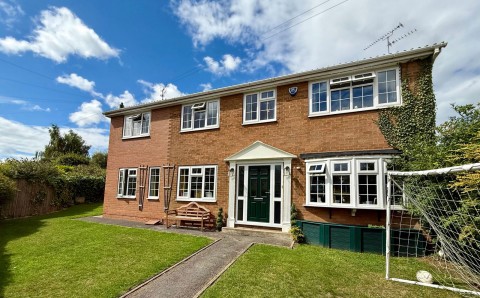 View Full Details for Wetherby, Beechwood Rise, LS22