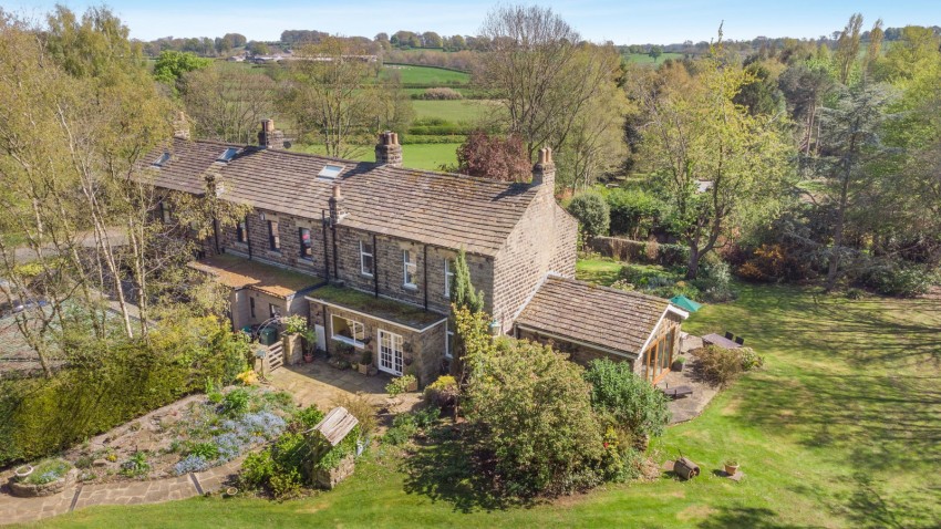 Images for Scarcroft ~ Scarcroft View, Brandon Lane, Shadwell, Leeds, LS17 