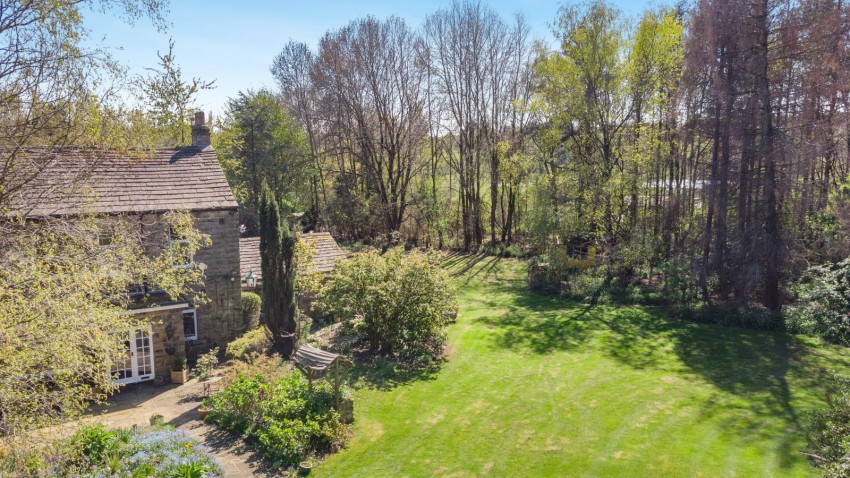 Images for Scarcroft ~ Scarcroft View, Brandon Lane, Shadwell, Leeds, LS17 