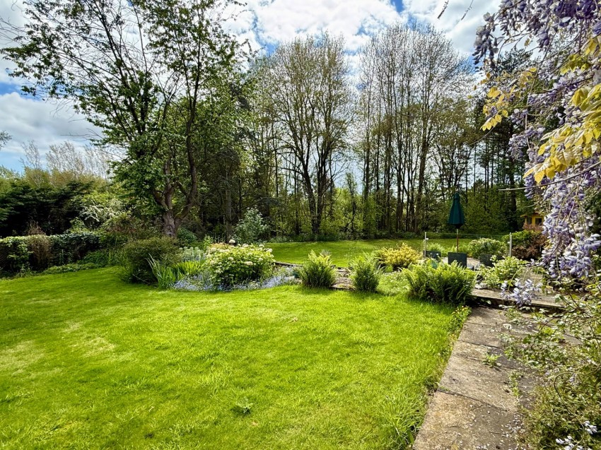 Images for Scarcroft ~ Scarcroft View, Brandon Lane, Shadwell, Leeds, LS17 