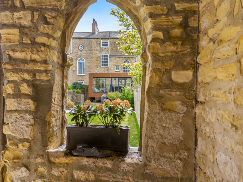 Images for Boston Spa, High Street, LS23