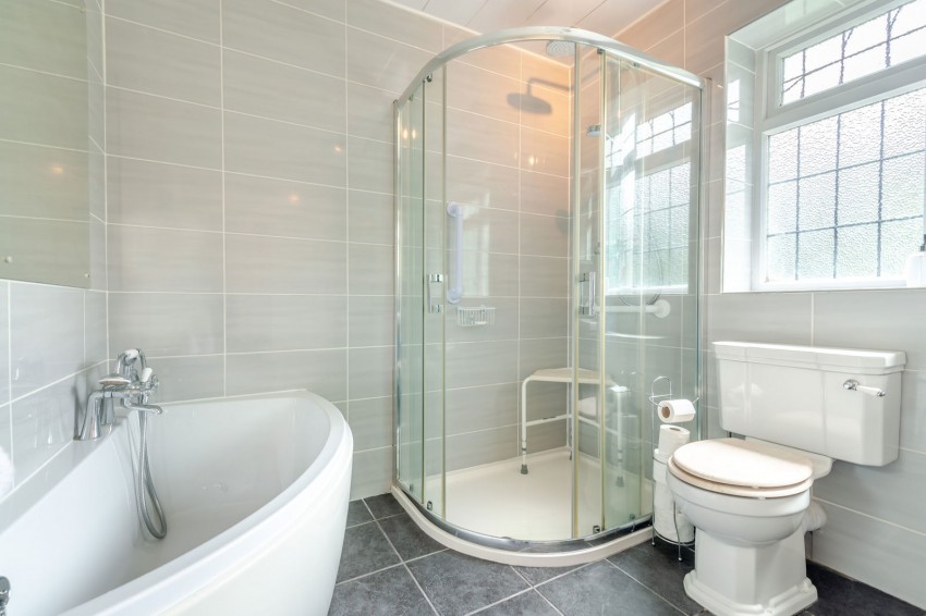 Images for Bardsey, Leeds, Wetherby Road, LS17
