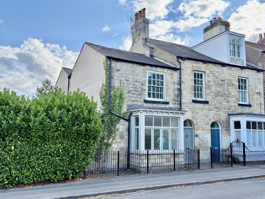 Images for Boston Spa, High Street, LS23