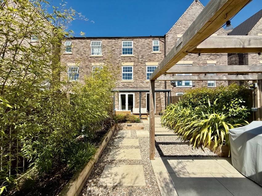 Images for Montagu Crescent, Wetherby, LS22 6BE