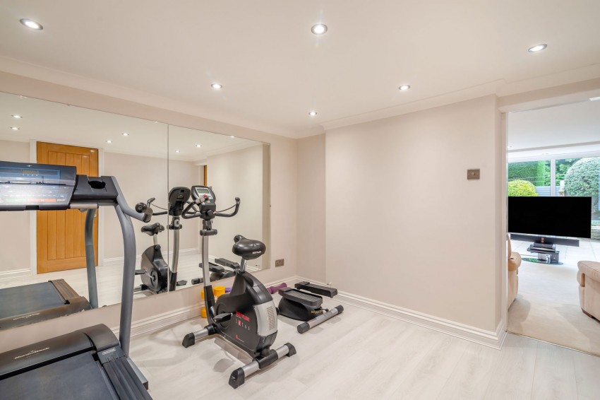 Images for Scarcroft, Larchwood, LS14