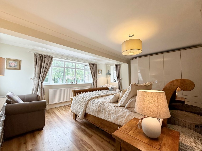 Images for Wetherby, York Road, LS22 6SL