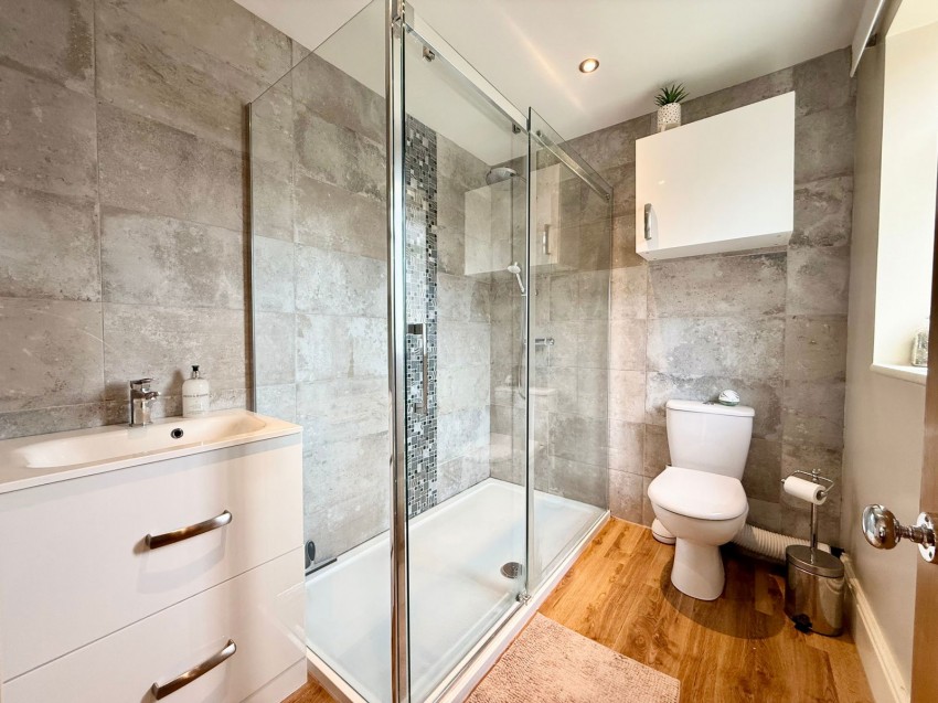 Images for Wetherby, York Road, LS22 6SL