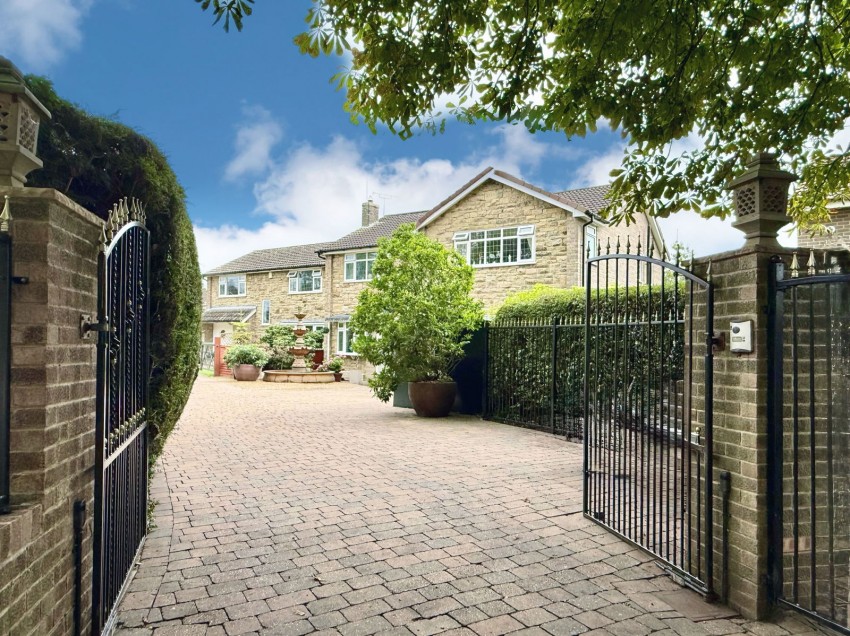 Images for Wetherby, York Road, LS22 6SL
