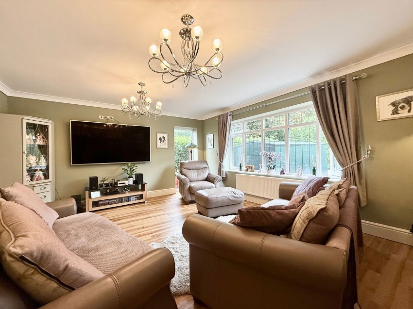 Images for Wetherby, York Road, LS22 6SL