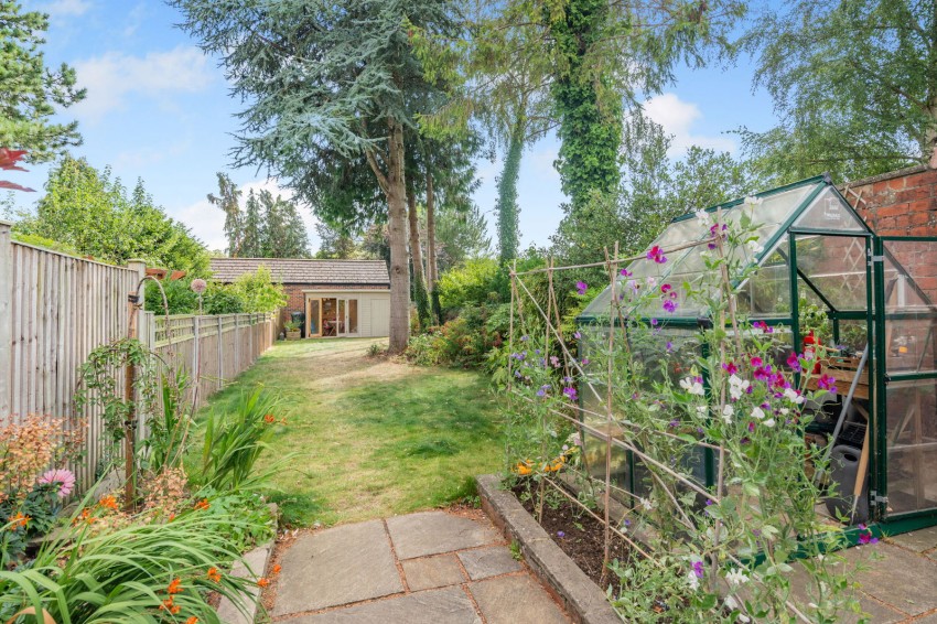 Images for Boston Spa, High Street, LS23