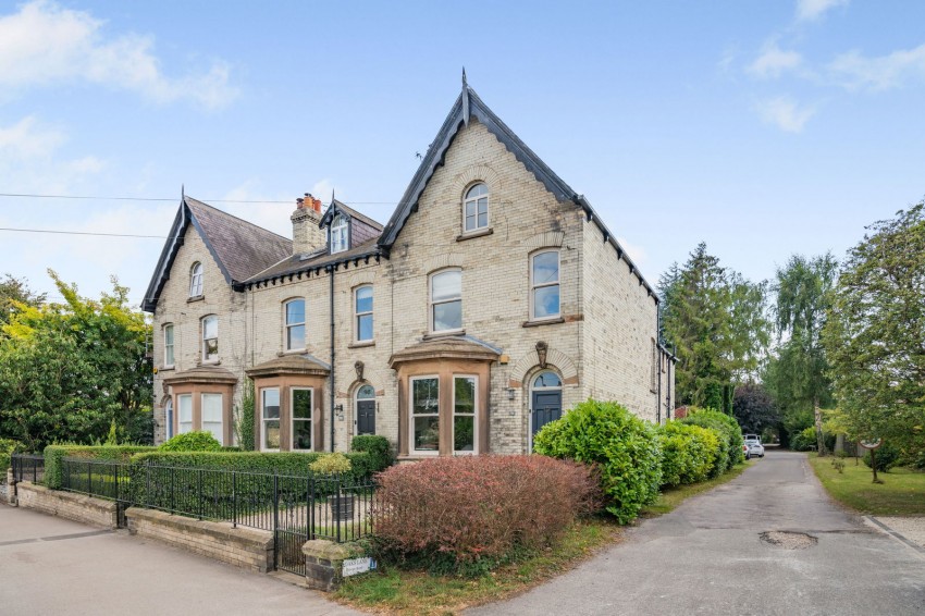 Images for Boston Spa, High Street, LS23