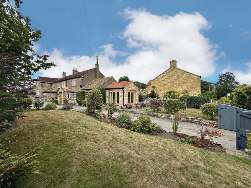 Images for Saxton, Main Street, LS24