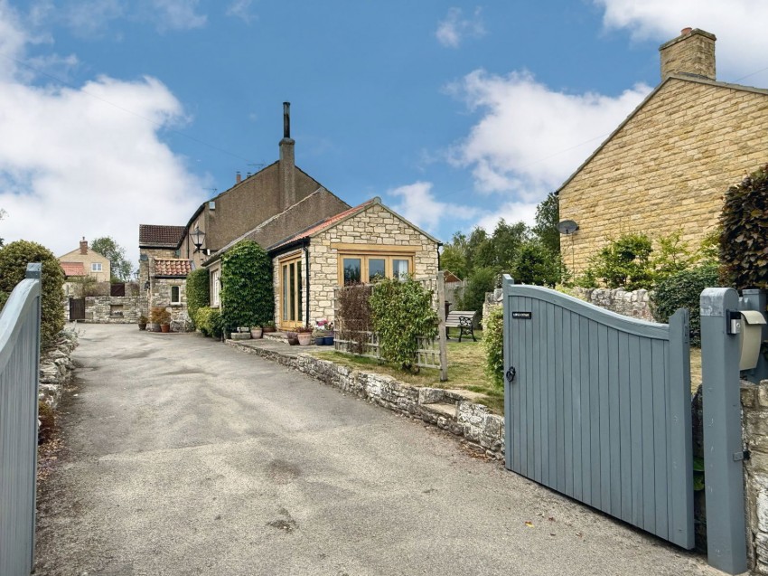 Images for Saxton, Main Street, LS24