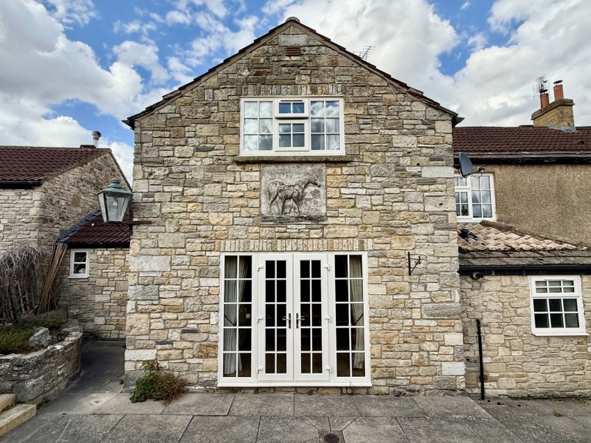 Images for Saxton, Coldhill Lane, LS24