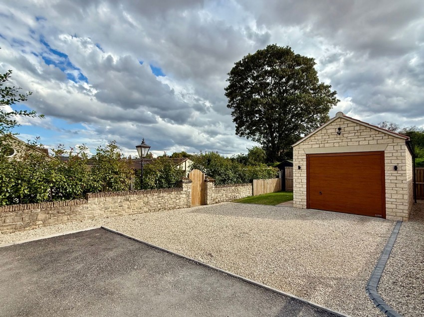 Images for Saxton, Coldhill Lane, LS24