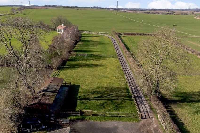 Images for Saxton, Coldhill Lane, LS24
