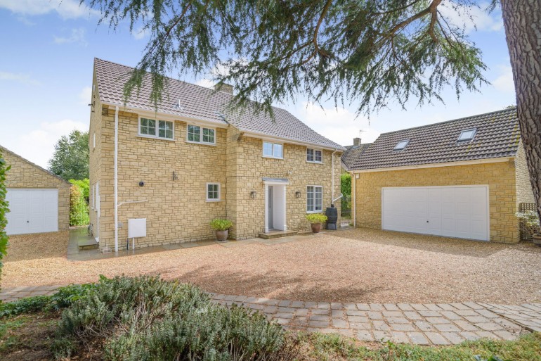 Boston Spa, Beeches End, LS23 