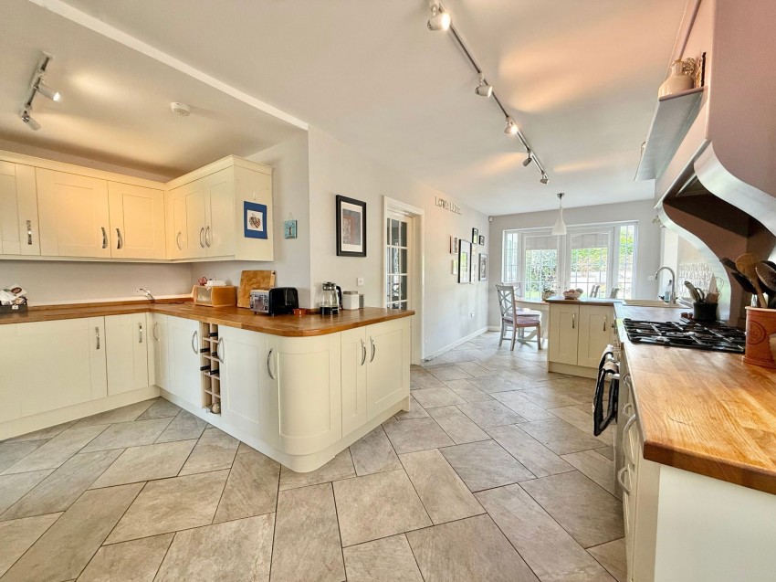 Images for Wetherby, Chatsworth Drive, LS22