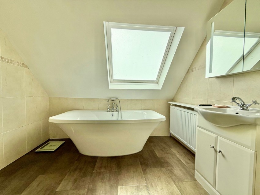 Images for Wetherby, Chatsworth Drive, LS22