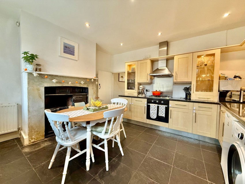 Images for Clifford, Albion Street, LS23 