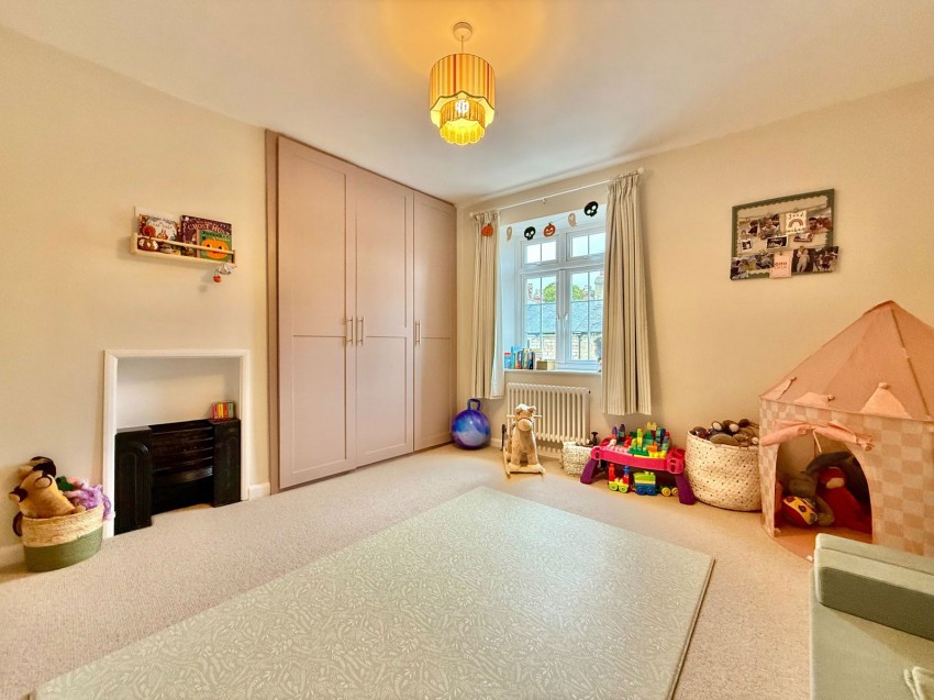 Images for Clifford, Albion Street, LS23 