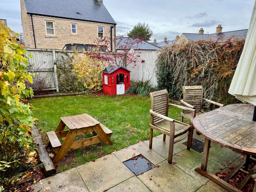 Images for Boston Spa, High Street, LS23