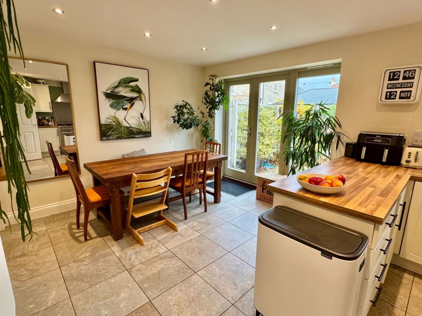 Images for Boston Spa, High Street, LS23