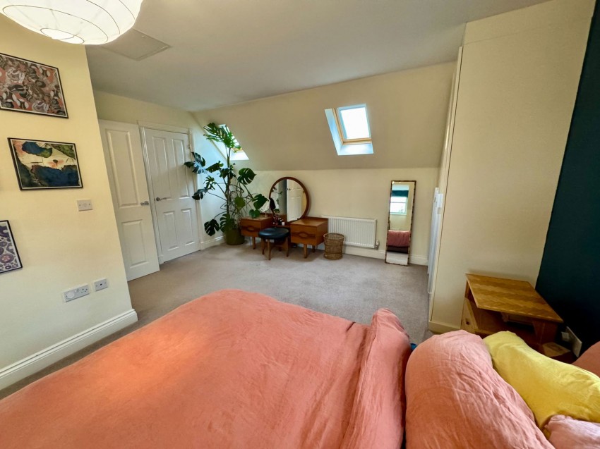 Images for Boston Spa, High Street, LS23