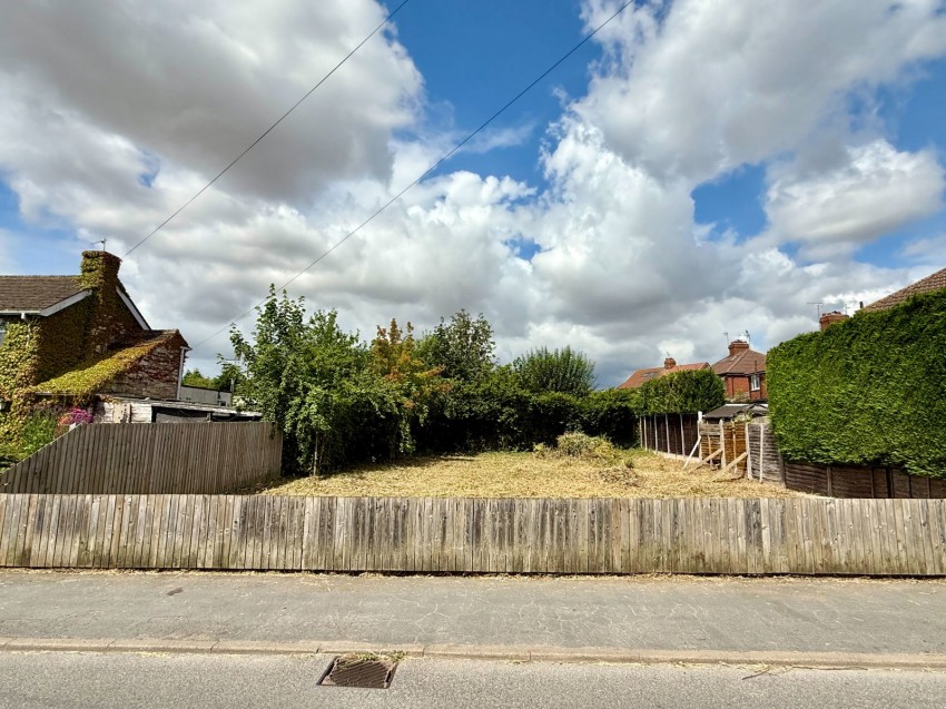 Images for Tadcaster ~ Building Plot, Land between The Jackdaw & No. 50 Stutton Road, LS24 9HJ 