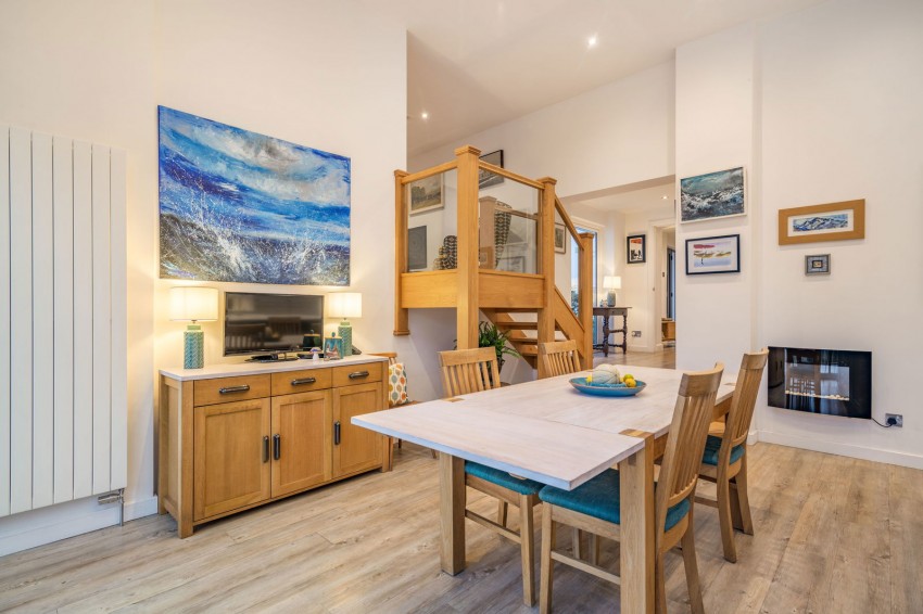 Images for Walton, Main Street, LS23 