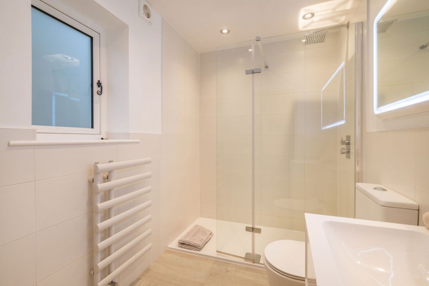 Images for Walton, Main Street, LS23 