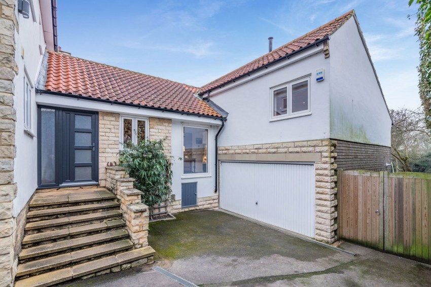 Images for Walton, Main Street, LS23 