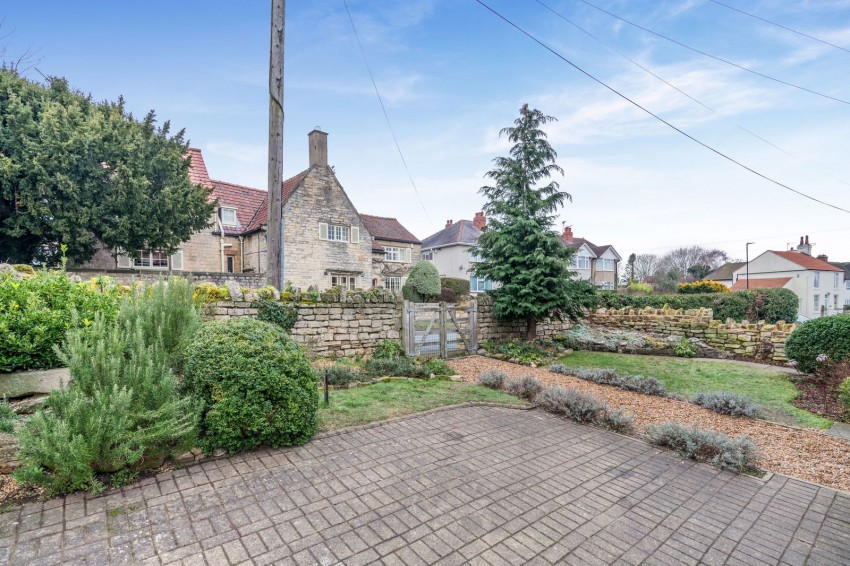 Images for Walton, Main Street, LS23 