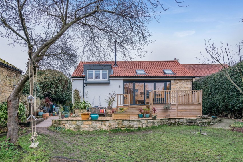 Images for Walton, Main Street, LS23 