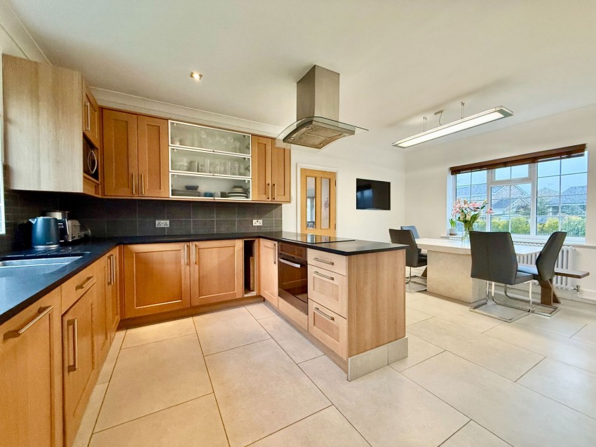 Images for Boston Spa, Slade Close, LS23 