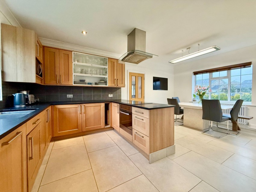 Images for Boston Spa, Slade Close, LS23 