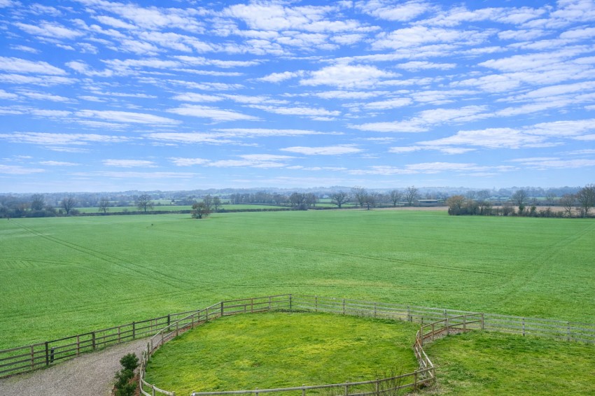 Images for Tockwith ~  The Old Malt Kiln, Westfield Road, YO26