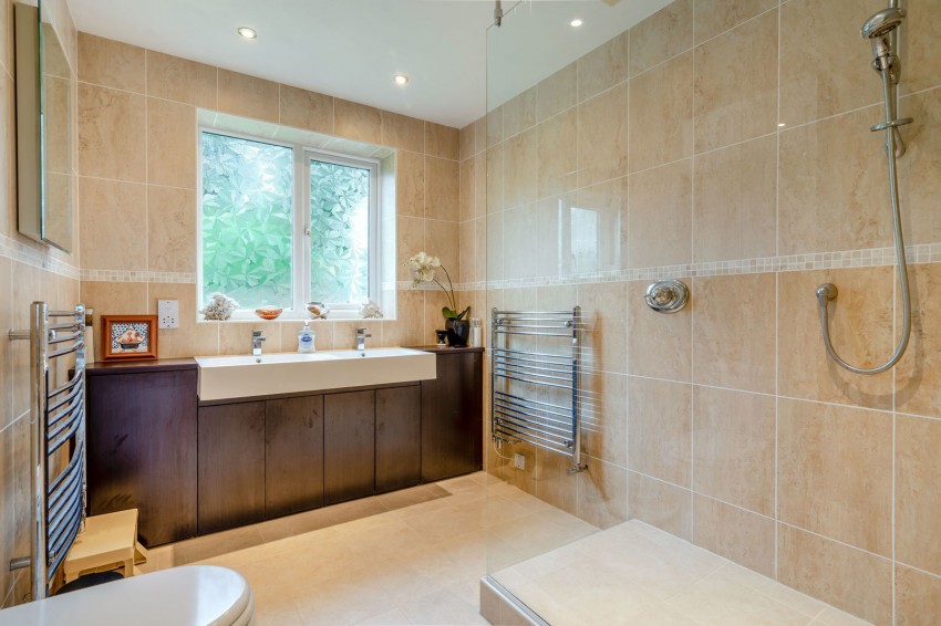 Images for Collingham, Crabtree Hill, LS22