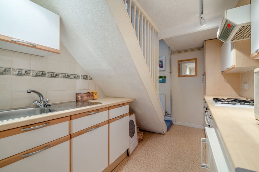 Images for Collingham, Crabtree Hill, LS22