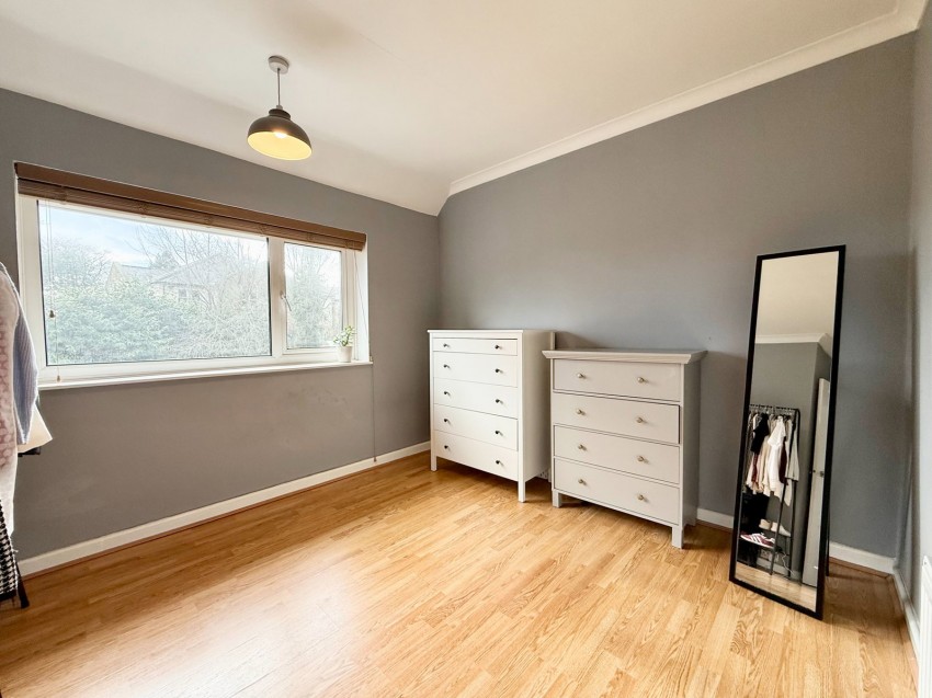 Images for Leeds ~ Fieldhouse Drive, LS17