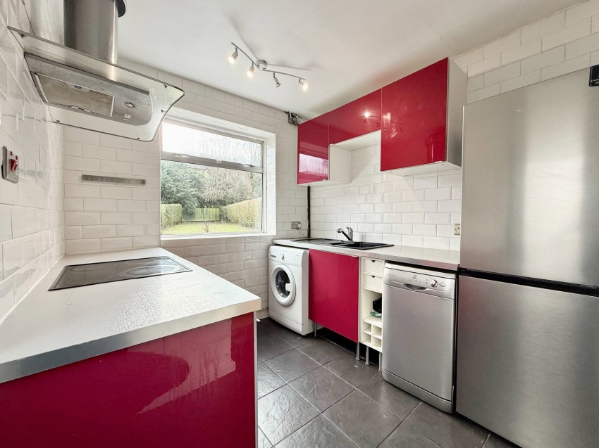 Images for Leeds ~ Fieldhouse Drive, LS17