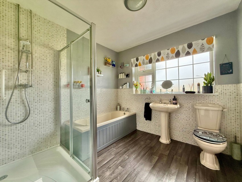 Images for Newton Kyme, Near Tadcaster ~ Oglethorpe Bungalows, Wetherby Road, LS24  