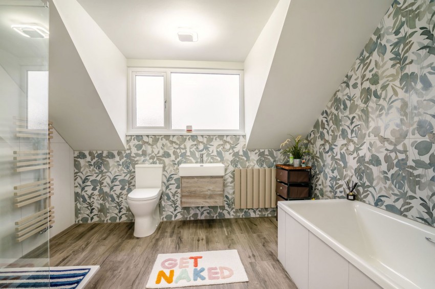 Images for Bardsey, Blackmoor Lane, LS17