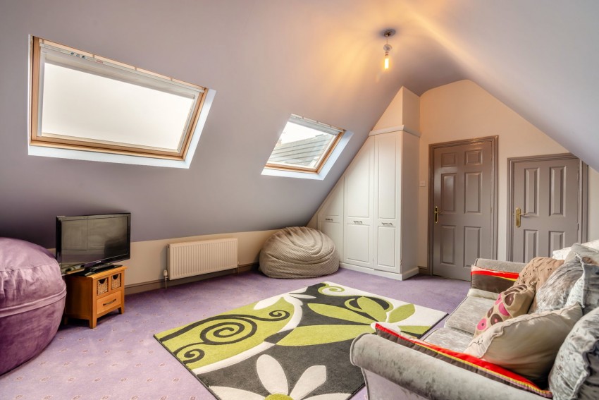 Images for Bardsey, Blackmoor Lane, LS17