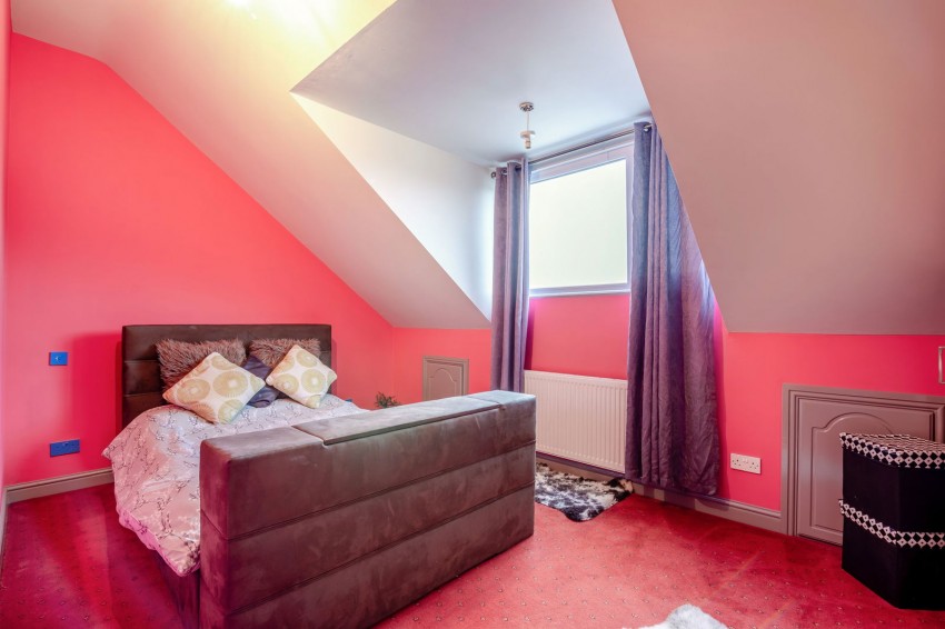 Images for Bardsey, Blackmoor Lane, LS17